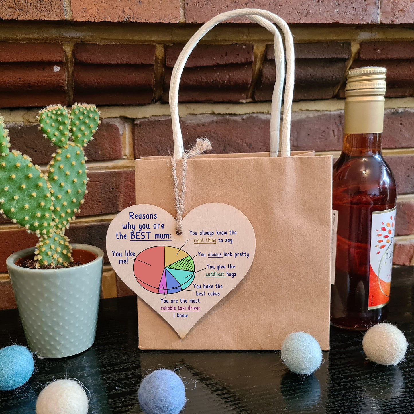 Handmade Wooden Hanging Heart Plaque perfect for Mum fun inspirational keepsake Reason why you are the best mum look pretty best hugs card alternative from kids wall hanger