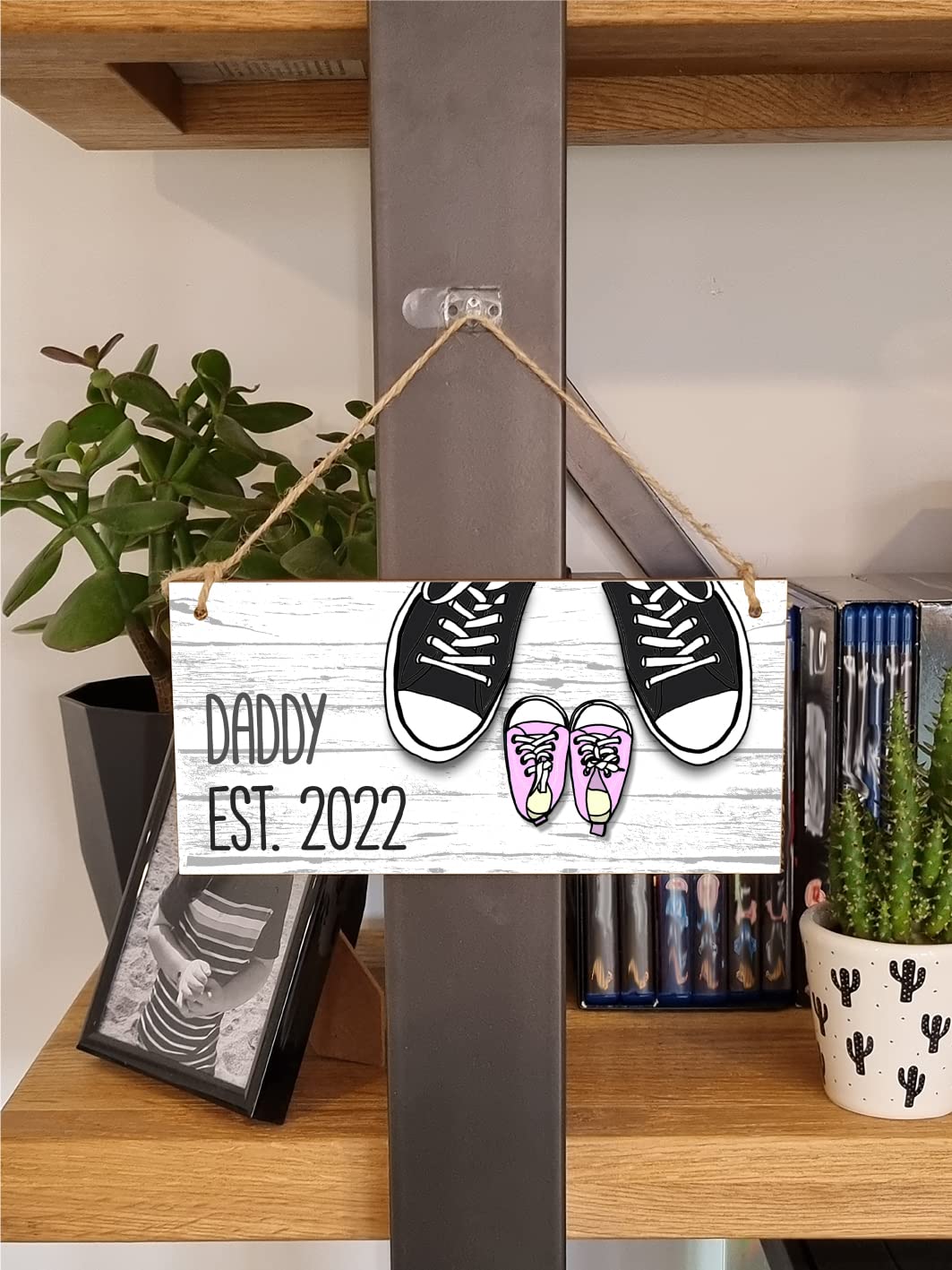 The Plum Penguin Handmade Wooden Hanging Wall Plaque Daddy Est 2022 Novelty Cute Sign New Dad from Baby 1st