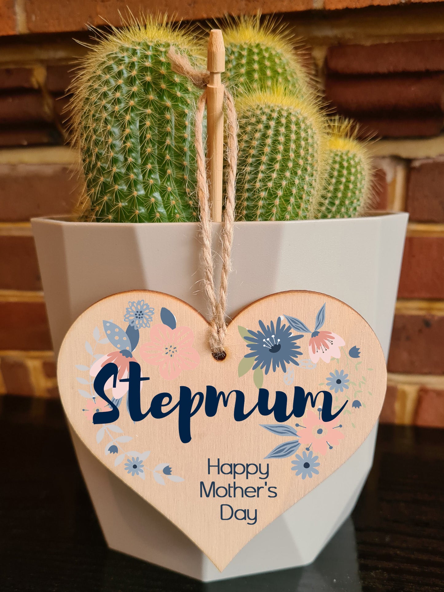 Handmade Wooden Hanging Heart Plaque Mother's Day Gift perfect for Stepmum stylish floral celebration card alternative from step daughter son children beautiful thoughtful keepsake