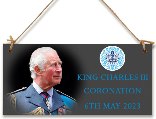 King Charles III Coronation Hanging Wooden Plaque 6th May 2023 Decorations Celebration Party Bunting Alternative Keepsake Royal Memorabilia