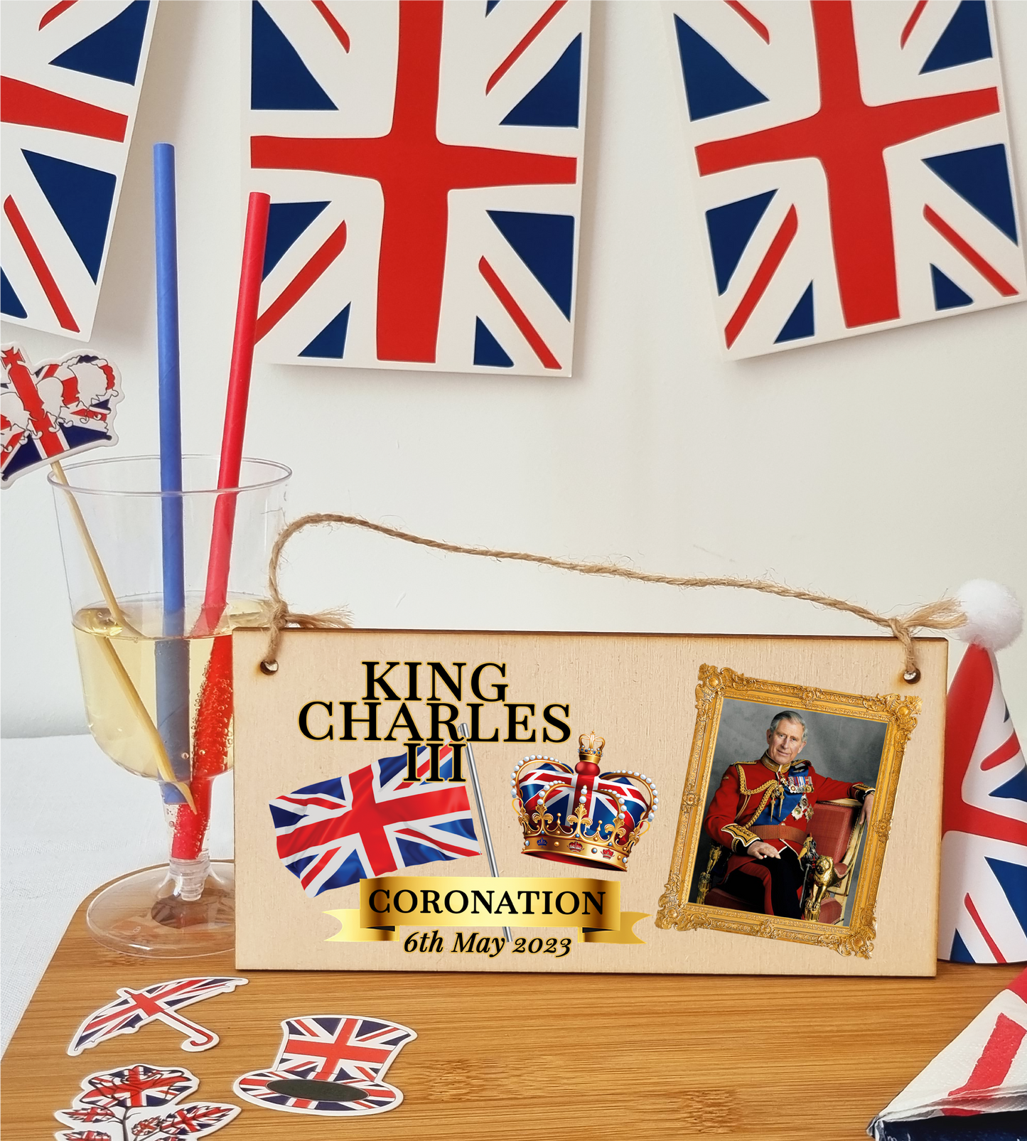 King Charles III Coronation Hanging Wooden Plaque 6th May 2023 Decorations Celebration Party Bunting Alternative Keepsake Royal Memorabilia