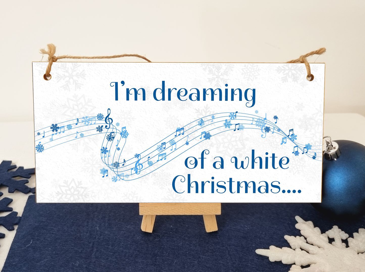 I'm Dreaming of a White Christmas Decorative Xmas Sign Carols Songs Musical Handmade Wooden Hanging Wall Plaque Gift