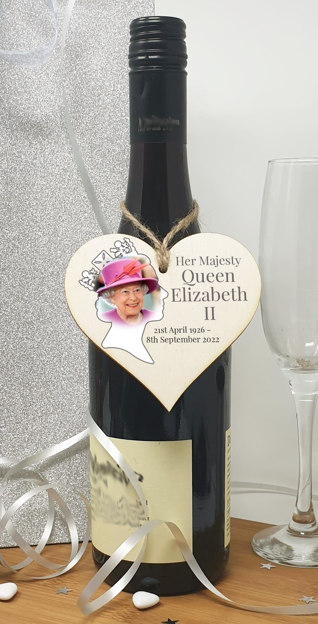 Queen Elizabeth II 1926-2022 Memorial Keepsake in Remembrance Her Majesty RIP Profile Handmade Wooden Hanging Wall Plaque