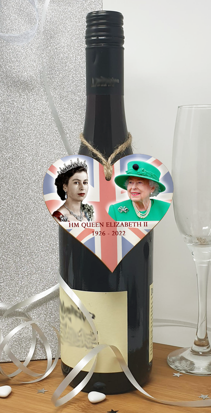 Queen Elizabeth II 1926-2022 Memorial Keepsake in Remembrance Her Majesty RIP Photos Handmade Wooden Hanging Wall Plaque