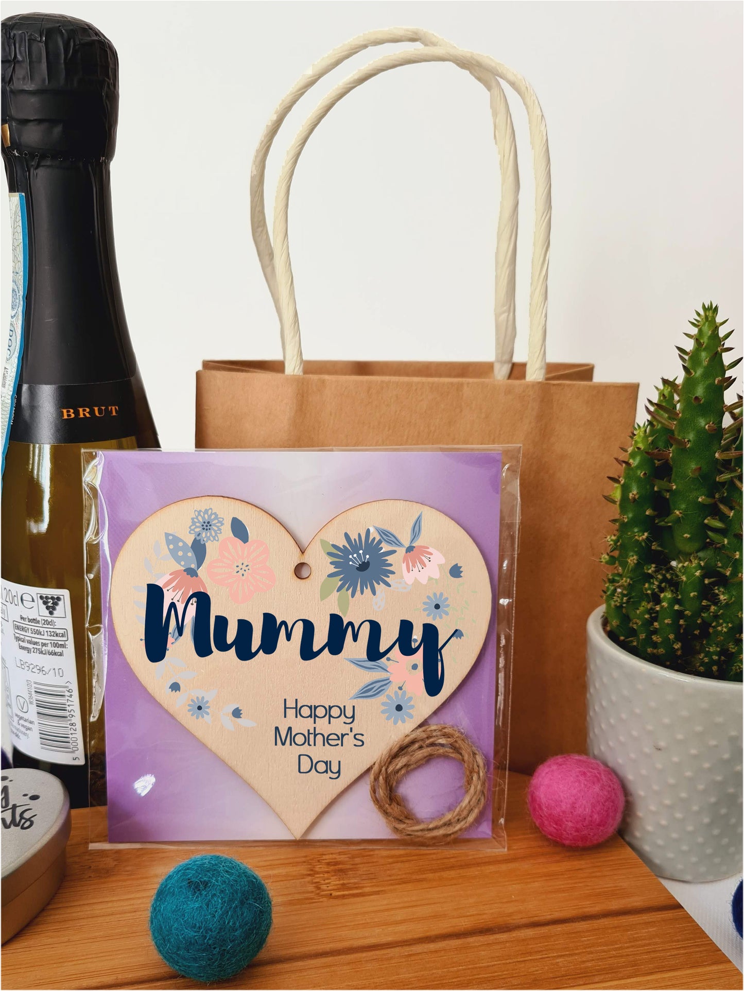 Handmade Wooden Hanging Heart Plaque Mother's Day Gift perfect for Mummy stylish floral celebration card alternative from daughter son children beautiful thoughtful keepsake
