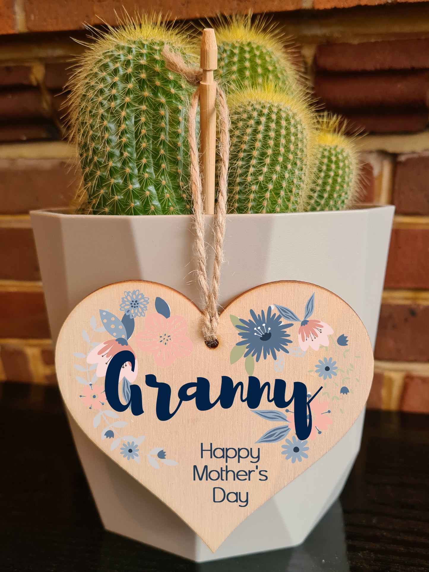Handmade Wooden Hanging Heart Plaque Mother's Day Gift perfect for Granny stylish floral celebration card