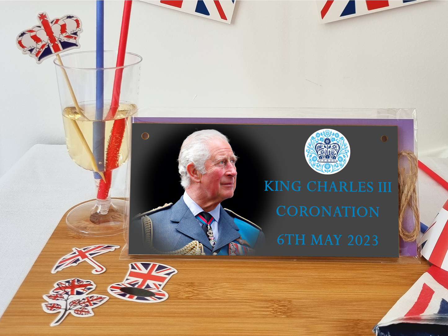 King Charles III Coronation Hanging Wooden Plaque 6th May 2023 Decorations Celebration Party Bunting Alternative Keepsake Royal Memorabilia