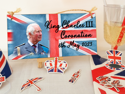 King Charles III Coronation Hanging Wooden Plaque 6th May 2023 Decorations Celebration Party Bunting Alternative Keepsake Royal Memorabilia