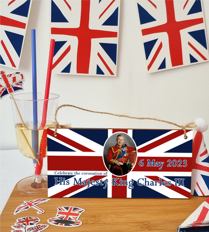 King Charles III Coronation Hanging Wooden Plaque 6th May 2023 Decorations Celebration Party Bunting Alternative Keepsake Royal Memorabilia