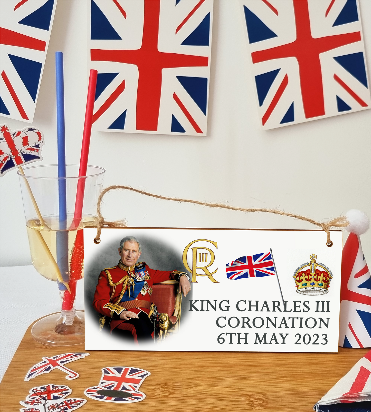 King Charles III Coronation Hanging Wooden Plaque 6th May 2023 Decorations Celebration Party Bunting Alternative Keepsake Royal Memorabilia