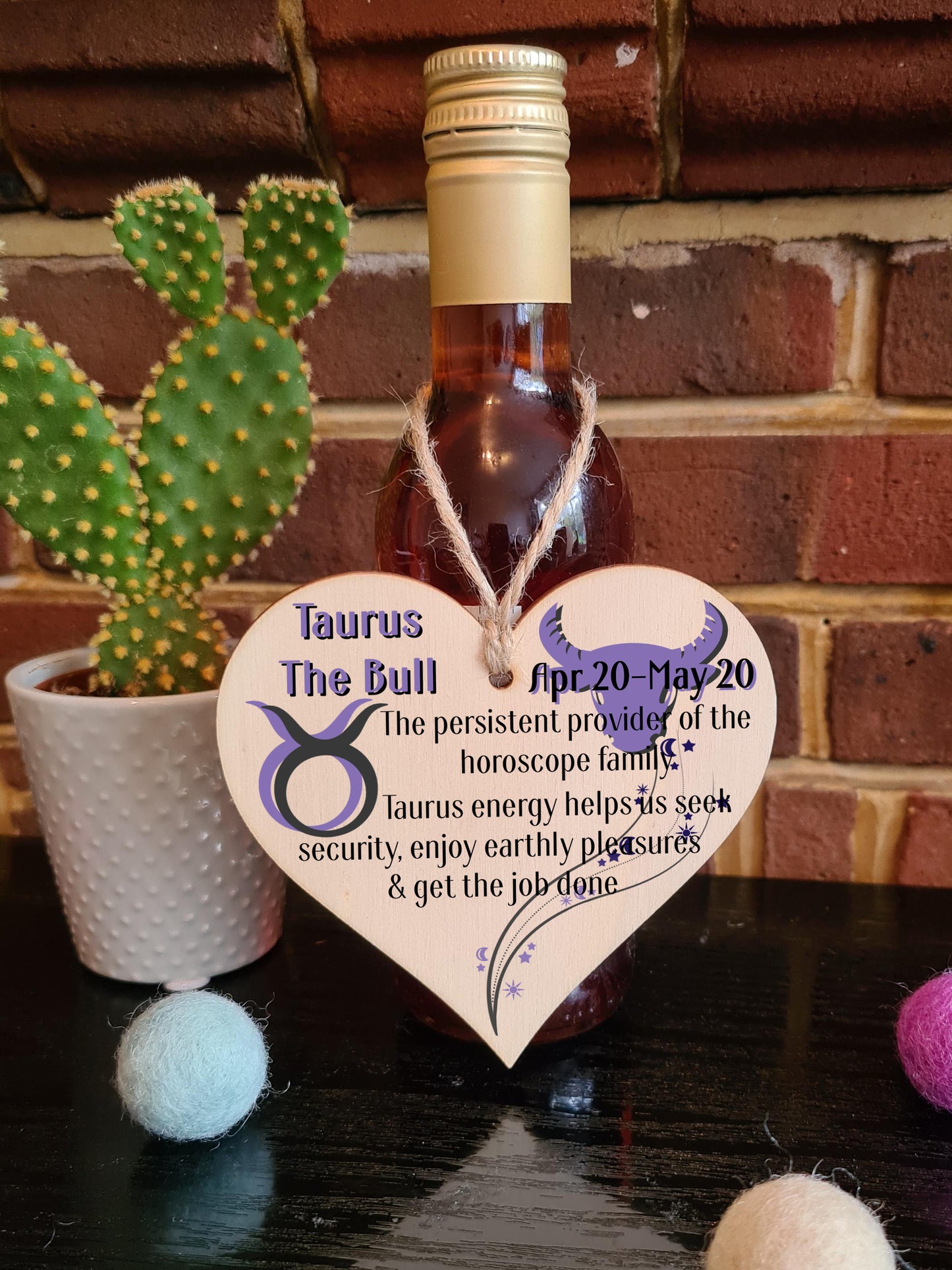 Handmade Wooden Hanging Heart Plaque Gift Signs of the Zodiac Taurus Astrological Star Sign Keepsake Card Alternative